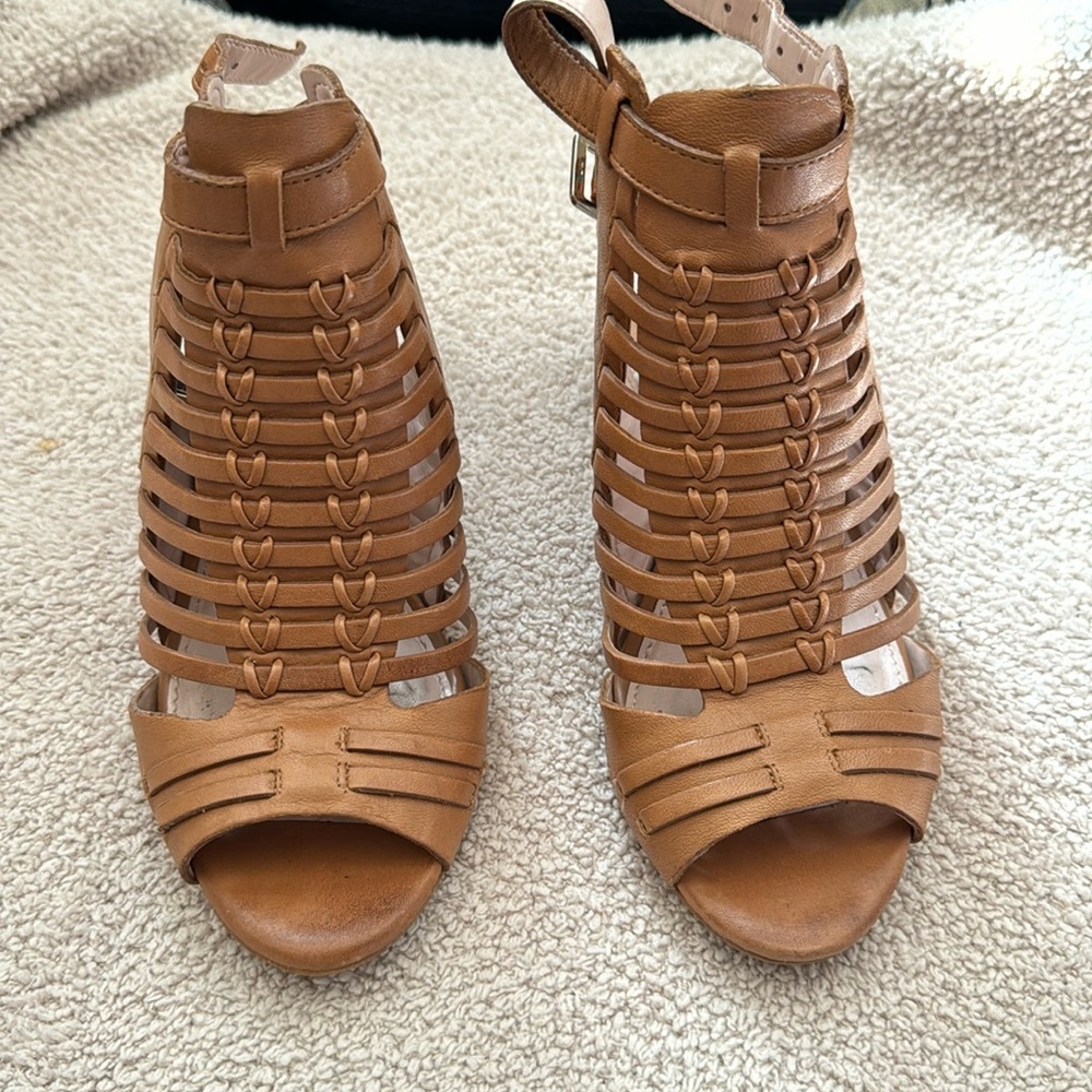 Vince Camuto braided front buckle heal